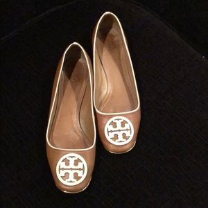 TORY BURCH Reva Flats!